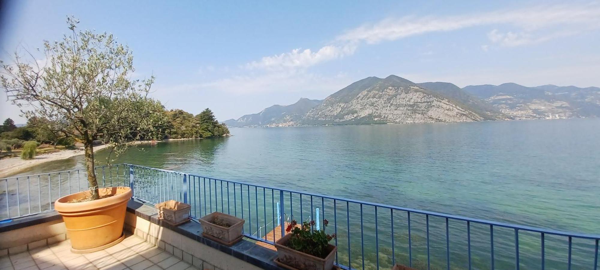 In Suite Lake 3 Pilzone Экстерьер фото